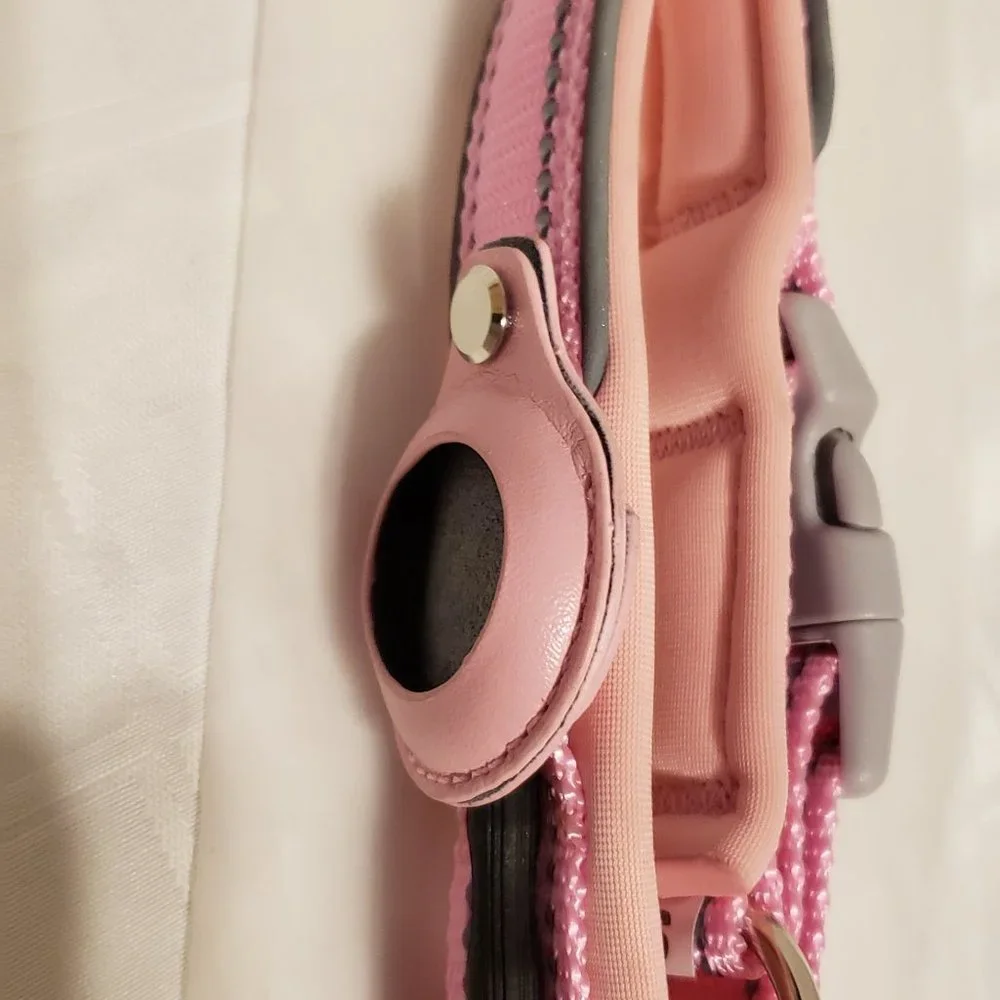 Air tag Cat Collar, Size XS, Pink, FeeYar, comes with 2 little bells if you want